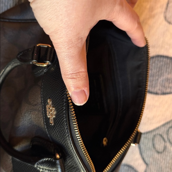 Coach Signature Brown Satchel - Picture 4 of 5